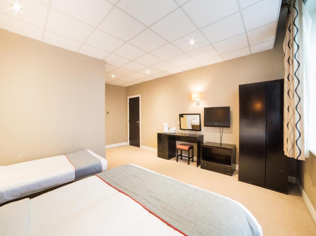Oyo Hotel Majestic Barrow-in-Furness Εξωτερικό φωτογραφία